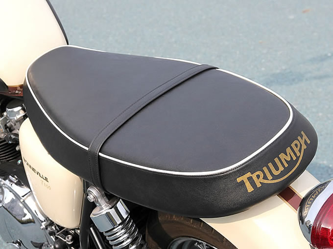 トライアンフ ボンネビル Ｔ100 ノーマルシート