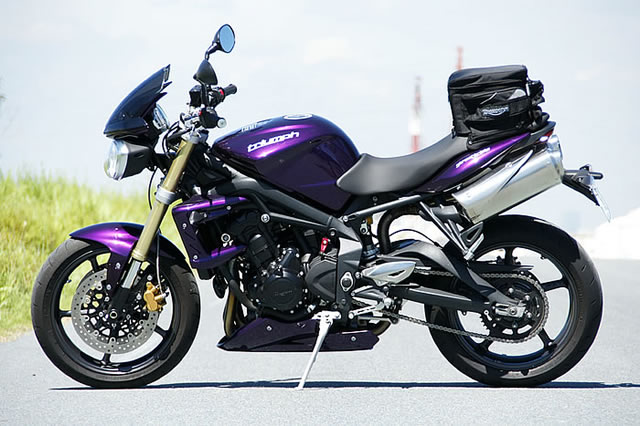 トライアンフ ストリートトリプル 試乗インプレッション | バージン