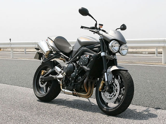 Triumph Street Triple トライアンフ【正規輸入車】