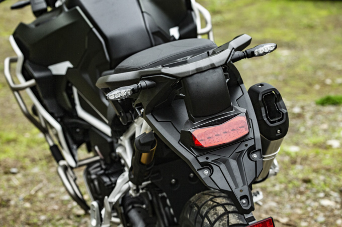 【トライアンフ タイガー1200ラリー試乗記】アドベンチャー最高峰を狙う新世代マシン、ダートでの扱いやすさは3割増だ 17画像