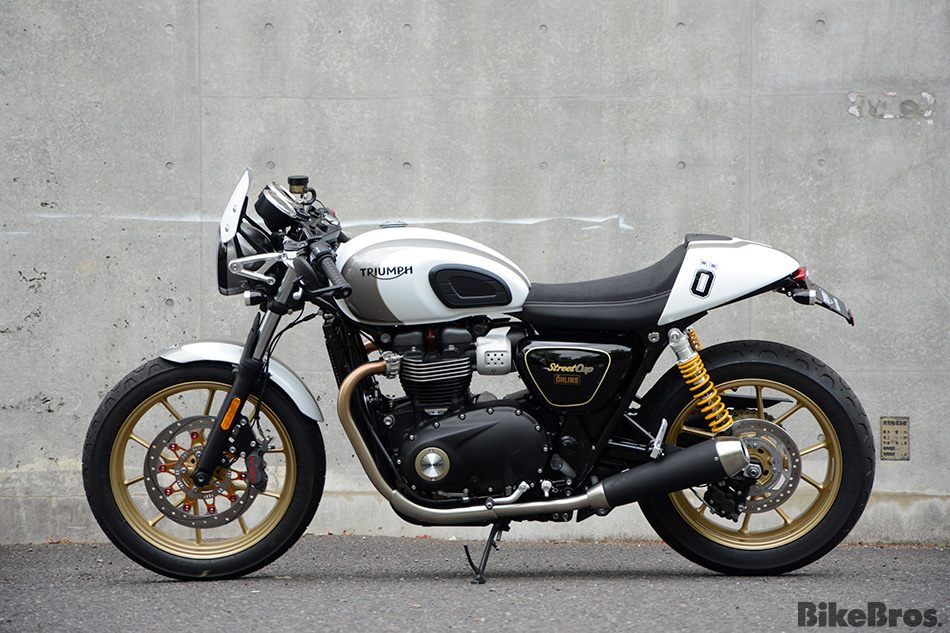 バイクの楽しさを表現する『トライアンフ横浜港北』のオーリンズ