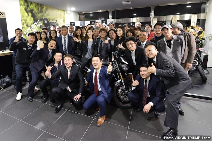 トライアンフ横浜港北グランドオープンの画像