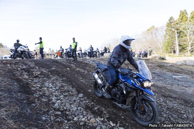 アドベンチャーバイクで遊び尽くせ！「第1回 TRIUMPH ADVENTURE EXPERIENCE in Fuji」レポートの画像