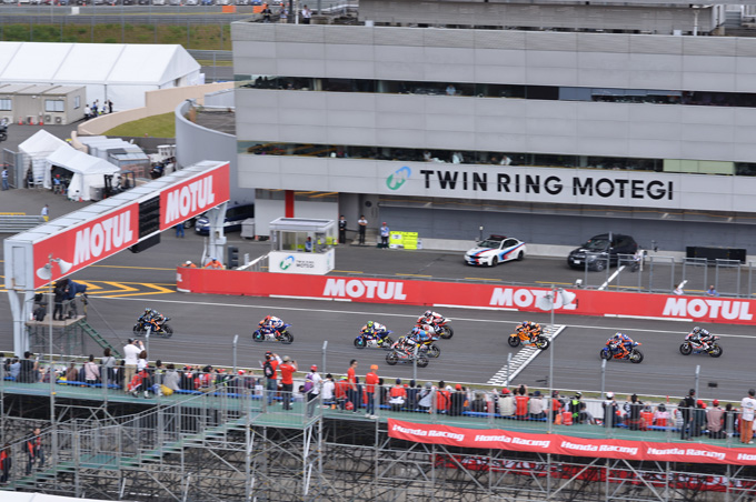 「MotoGP第16戦 MOTUL 日本グランプリ」でトライアンフのトリプルサウンドが響き渡る！の画像