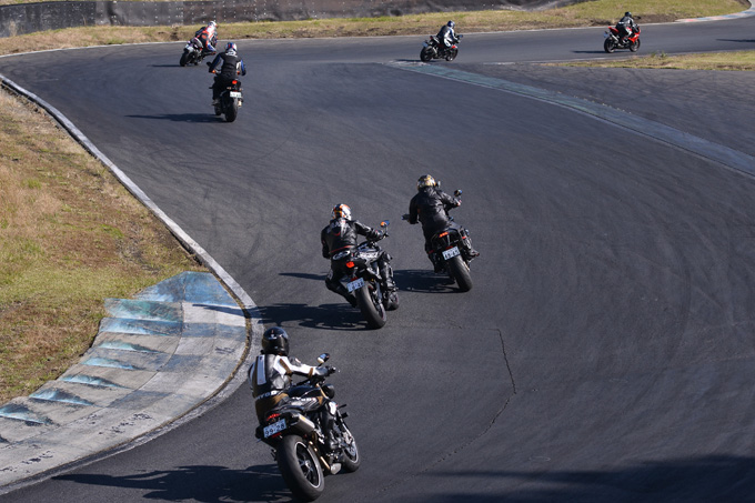 サーキット走行初心者も大歓迎！第三回「トライアンフ ライディング アカデミー(TRA)」 レポートの画像