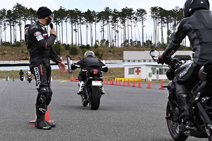 安全にスポーツライディングを楽しむためのサーキット講習会！「第4回 トライアンフ・ライディング・アカデミー(TRA)」 レポートの14画像