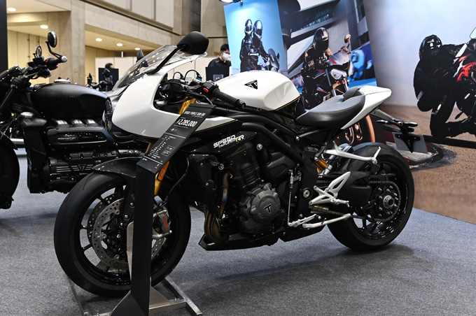 注目の新型タイガー1200が展示された「東京モーターサイクルショー2022」トライアンフブースレポート！の09画像