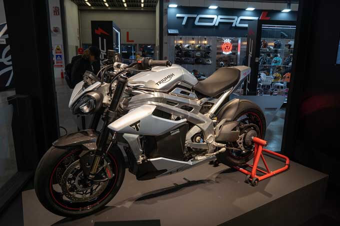 【ミラノモーターサイクルショー2022(EICMA2022）レポート】トライアンフは新型ストリートトリプルやクロームコレクションを展示の26画像