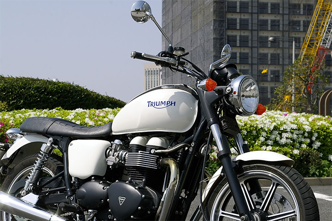 トライアンフ ボンネビル 試乗インプレッション | バージン