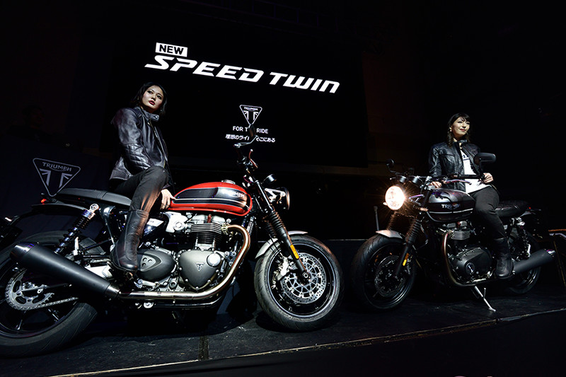 トライアンフ　スピードツイン　スクランブラー　純正タンク　新車外し トライアンフ Scrambler(スクランブラー) |タンクパッド カバー