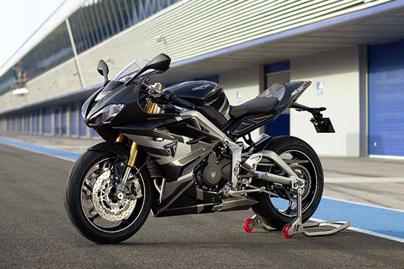 3D CG日和。2 デイトナ モト2 765 （2020-） 年式別モデルカタログ | バージン