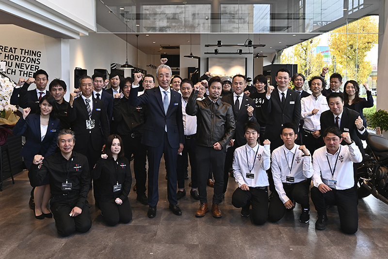 日本最大級の大型店舗、トライアンフ正規販売店「トライアンフ名古屋