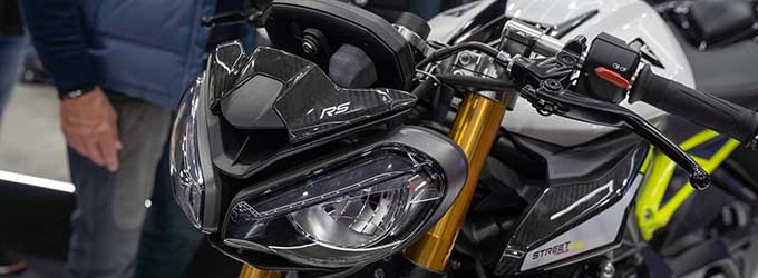 トライアンフ バイクの専門サイト バージントライアンフ | VIRGIN TRIUMPH