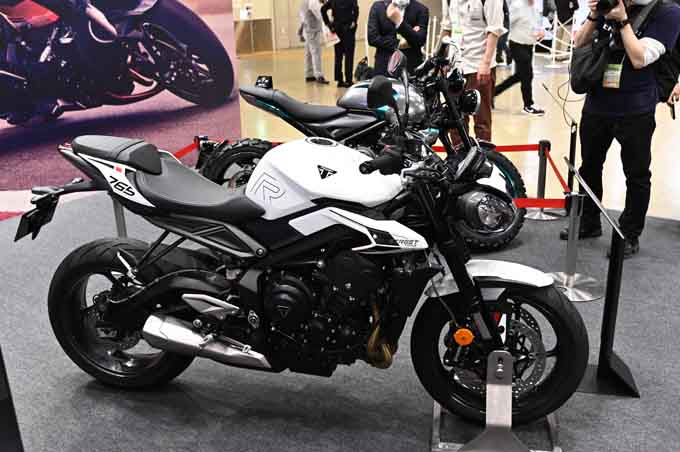 注目の新型ストリートトリプルなどが展示された「第50回東京モーターサイクルショー」トライアンフブースレポート！の06画像