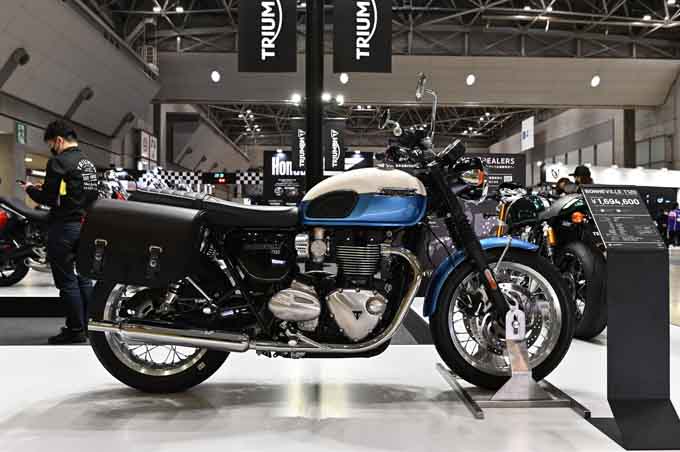 注目の新型ストリートトリプルなどが展示された「第50回東京モーターサイクルショー」トライアンフブースレポート！の15画像