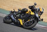 トライアンフの新型ストリートトリプル765 RS試乗インプレ！Moto2パワーを得たミドルクラス最強のハンドリングマシンの画像