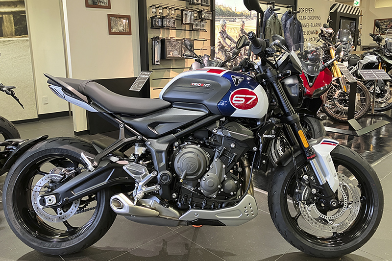 トライデント660 トリプルトリビュート（2024） トライアンフ