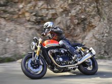 【トライアンフ新型スピードツイン1200/RS 海外試乗記】伝統のバーチカルツインで本格的なスポーツライドを楽しめるの画像