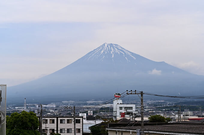富士山を臨む絶景！「トライアンフ静岡富士」が5/17にグランドオープン！！　02画像