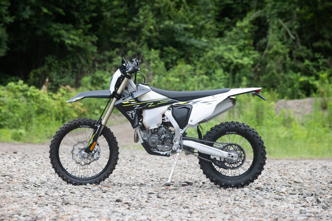 【トライアンフ TF250-E / TF450-E 試乗記】オフロード界に殴り込みをかけた、本気の英国製エンデューロマシン 07画像