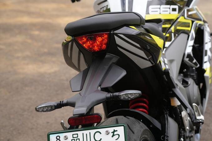 【【トライアンフ デイトナ660 試乗記】ライダーにフィットする誂え感が大きな魅力 18画像