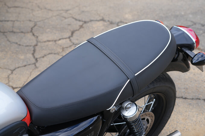 【トライアンフ ボンネビル T100 試乗記】ラフ＆ラギッド、これぞクラシックスポーツ17画像