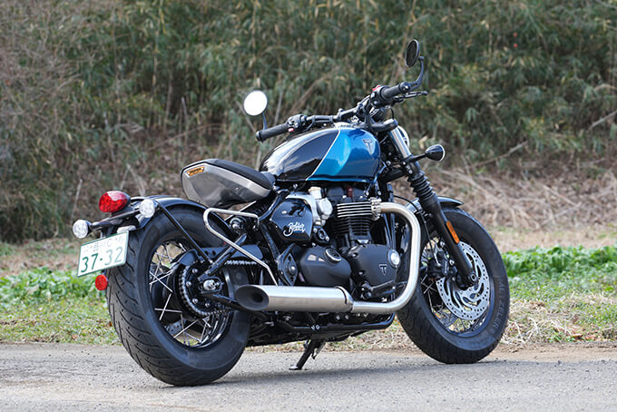 【トライアンフ ボンネビル ボバー 試乗記】ストリートレーサーの元祖、ここに極まる03画像