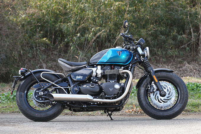 【トライアンフ ボンネビル ボバー 試乗記】ストリートレーサーの元祖、ここに極まる08写真
