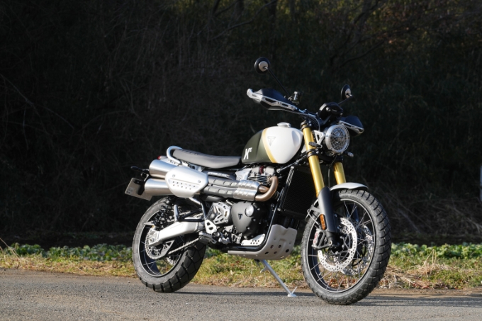 【トライアンフ スクランブラー1200XE 試乗記】しなやかさで受け止める、ビッグツインの圧倒的トルク02画像