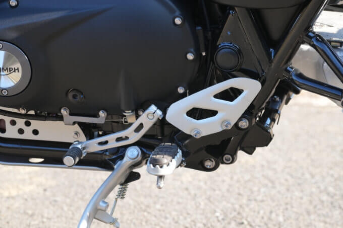 【トライアンフ スクランブラー1200XE 試乗記】しなやかさで受け止める、ビッグツインの圧倒的トルク19画像