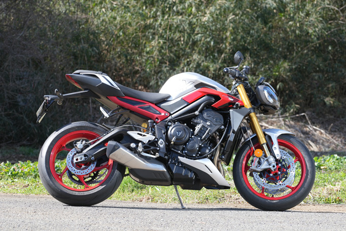 【トライアンフ ストリートトリプル765RX 試乗記】走る歓びを凝縮したプレミアム・ハンドリングマシン02画像