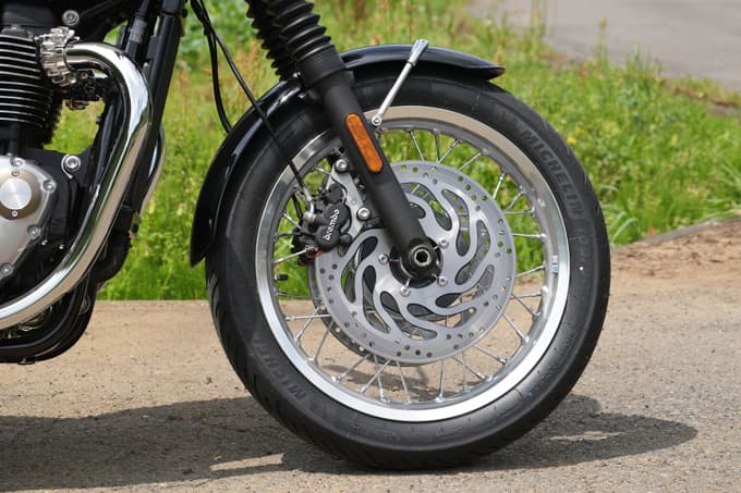 【トライアンフ ボンネビル T120 試乗記】これぞ“ボンネビルの完成形” 現代技術で磨かれた正統トラディショナル13画像