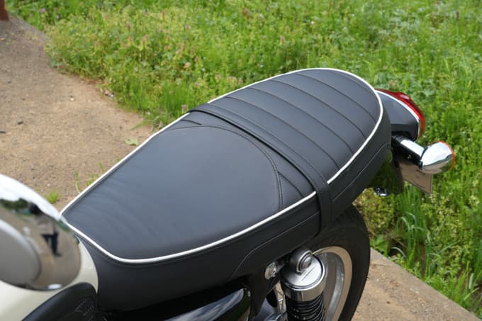 【トライアンフ ボンネビル T120 試乗記】これぞ“ボンネビルの完成形” 現代技術で磨かれた正統トラディショナル18画像